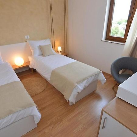 Hotel Natura Vilanija 外观 照片