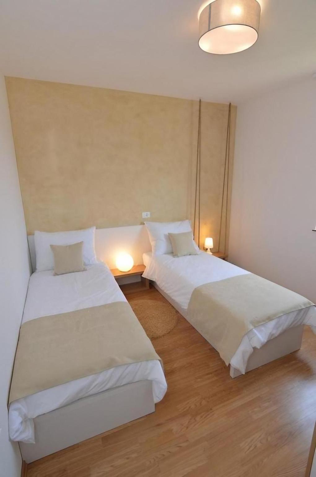 Hotel Natura Vilanija 外观 照片