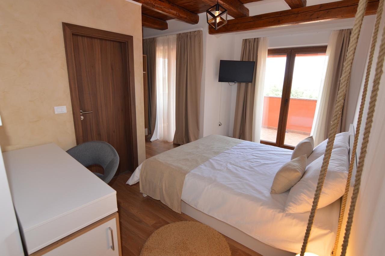 Hotel Natura Vilanija 外观 照片