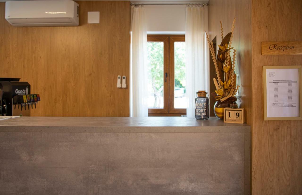 Hotel Natura Vilanija 外观 照片